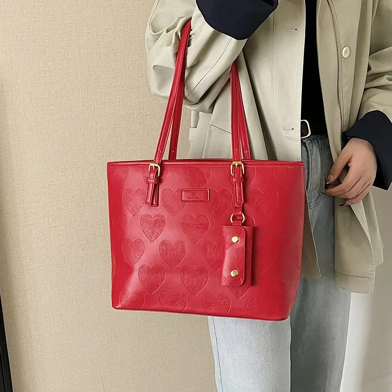 Heartline Luxe