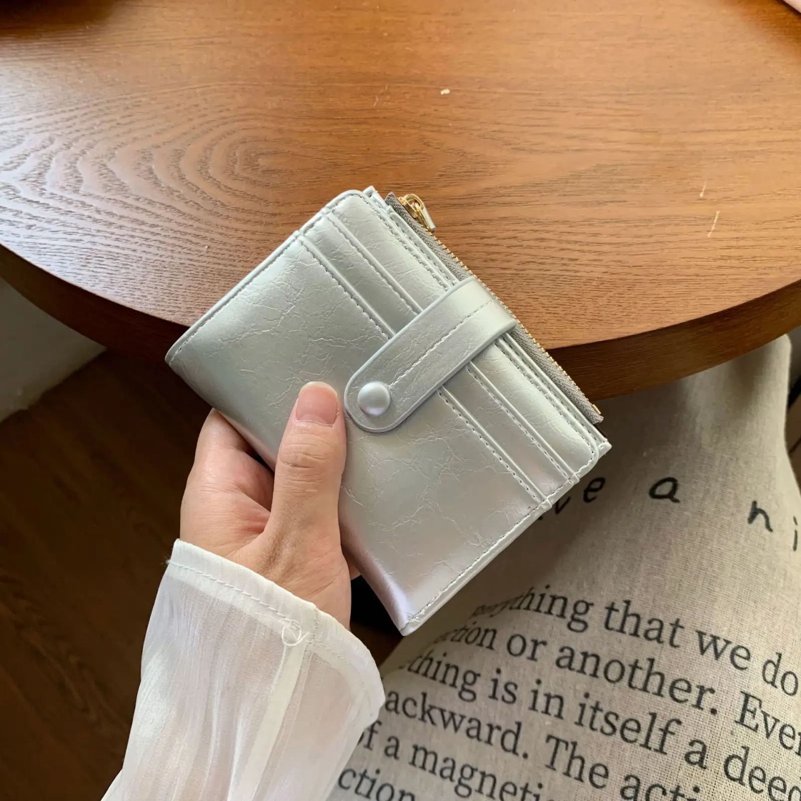 Glossy textured wallet