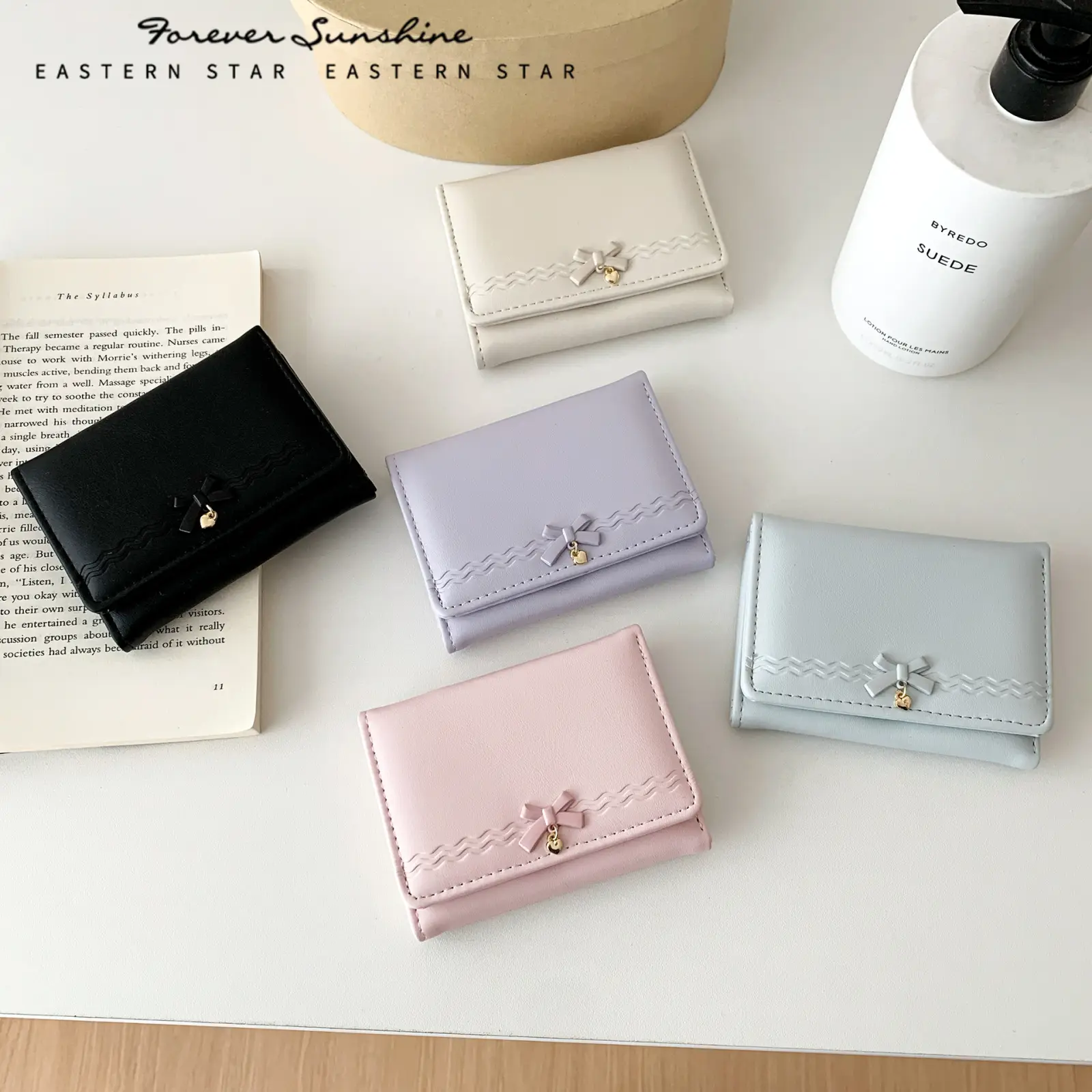 Mini bow wallet