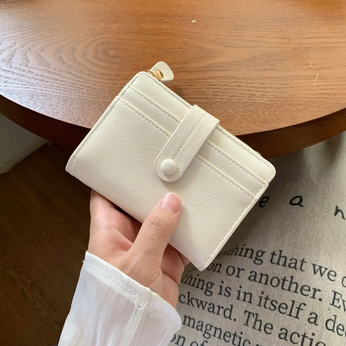 Glossy textured wallet