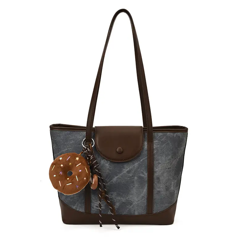 Sweet Charm Tote