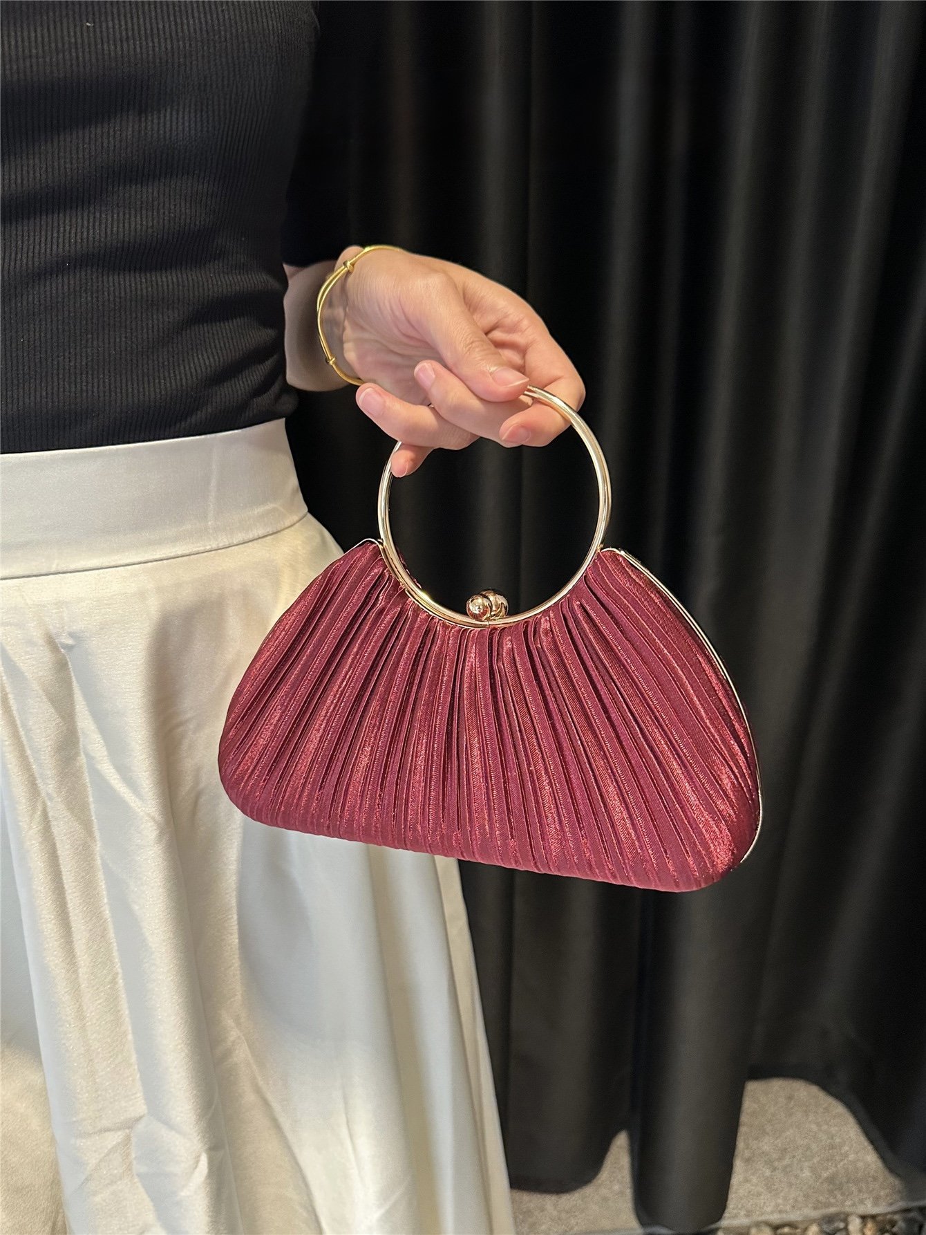 Elegant Pleated Ring Handle Clutch